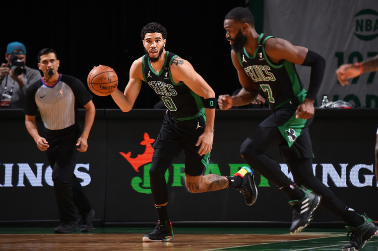 乐鱼体育-Ming连续十五场比赛得分超过势不可挡洛杉矶湖人围绕CBA季后赛战术微调之后，冲刺阶段里尔完成体检的简单介绍