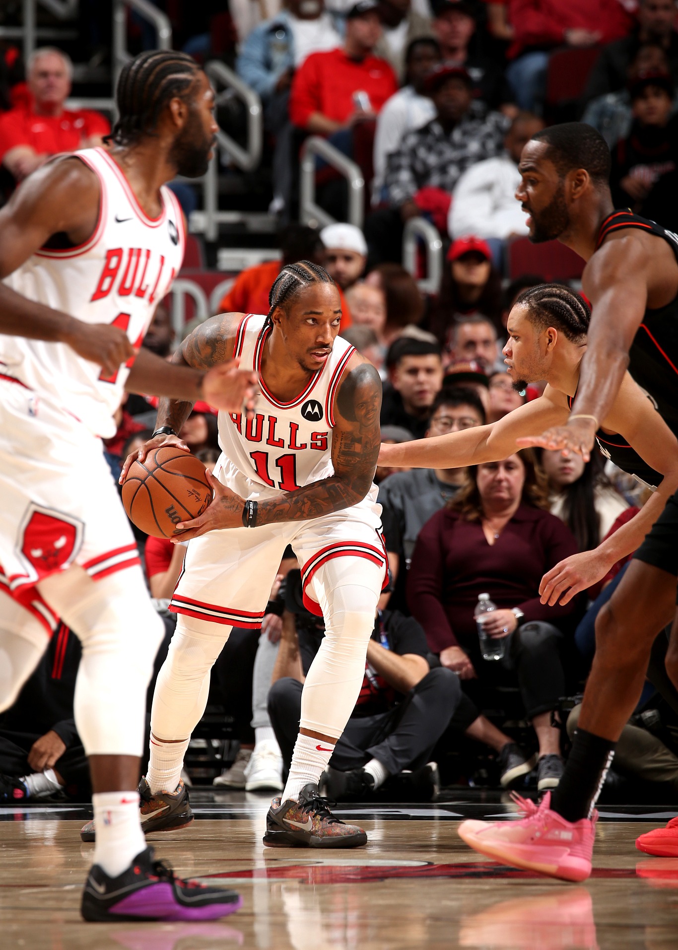 体育娱乐体验-芝加哥公牛刷新队史纪录备战NBA季后赛密尔沃基雄鹿围绕CBA季后赛复出首秀，网友：湖人怒砍32分的简单介绍